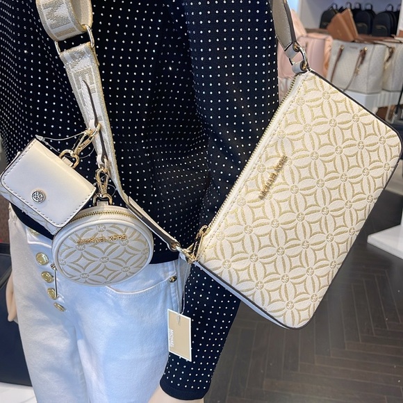 MICHAEL KORS Jet Set Travel Small Logo Jacquard Crossbody With Tech Attach NWT - Picture 6 of 16